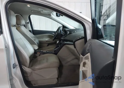 2014 Ford Escape Titanium z USA, uszkodzony, nr VIN 1FMCU9J97EUA70335